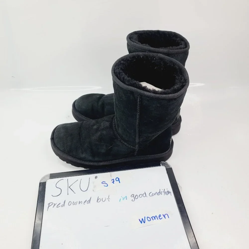 UGG Women's Black Classic Short II 1016223 Suede‎ Mid-Calf Winter Boots Size 8